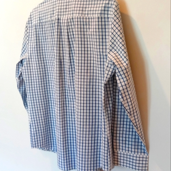 CROFT & BARROW Casual Dress Shirt - Picture 9 of 10